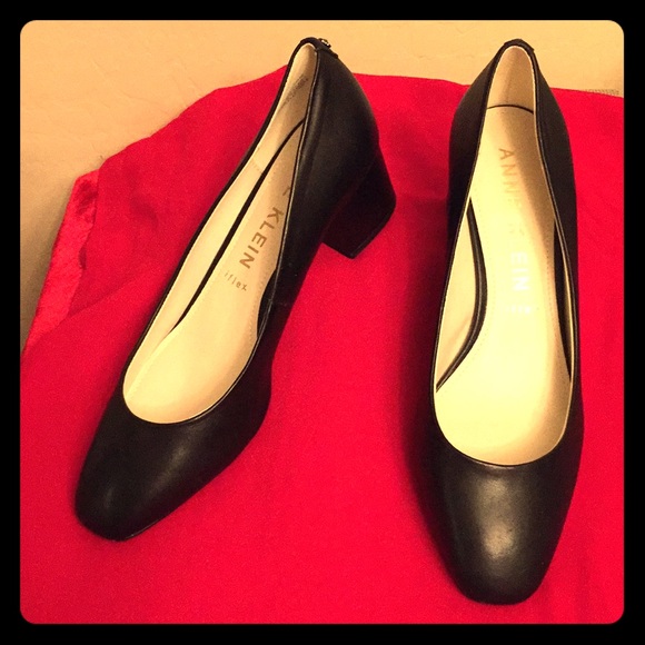 Anne Klein Leather Heels - Picture 3 of 8